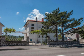 Отель Apartments Mureta Cozy Apartment - Adults only  Цриквеница